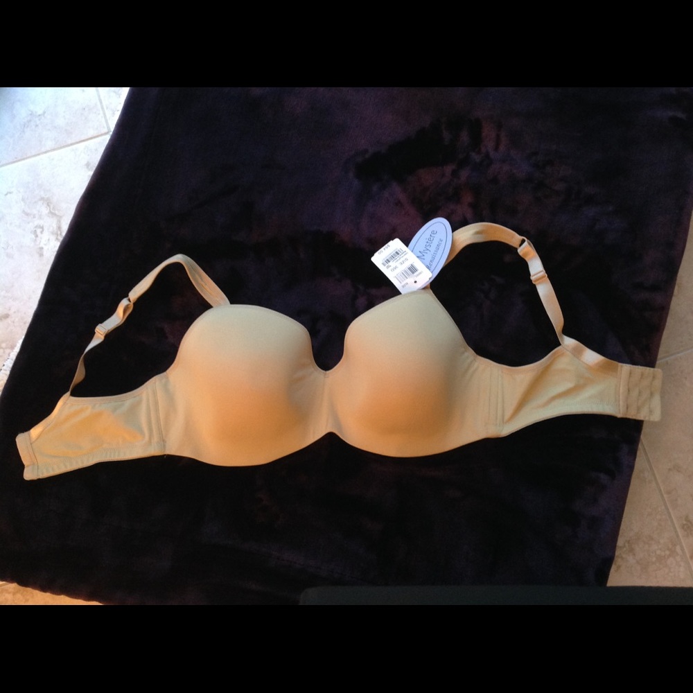 Le Mystere Bra